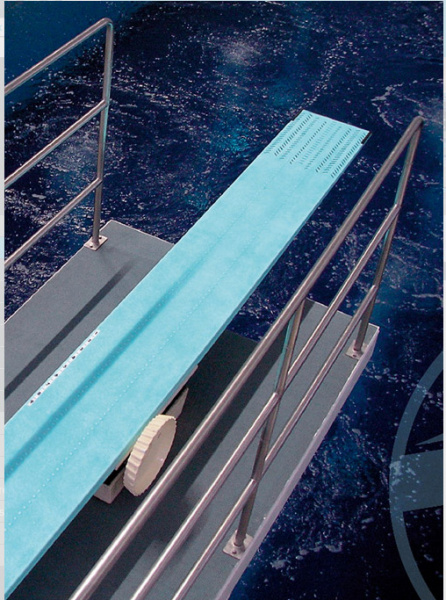 Трамплин DURAFLEX для прыжков в воду Maxiflex "B" 16 ft, вес 64 кг, 66-231-330